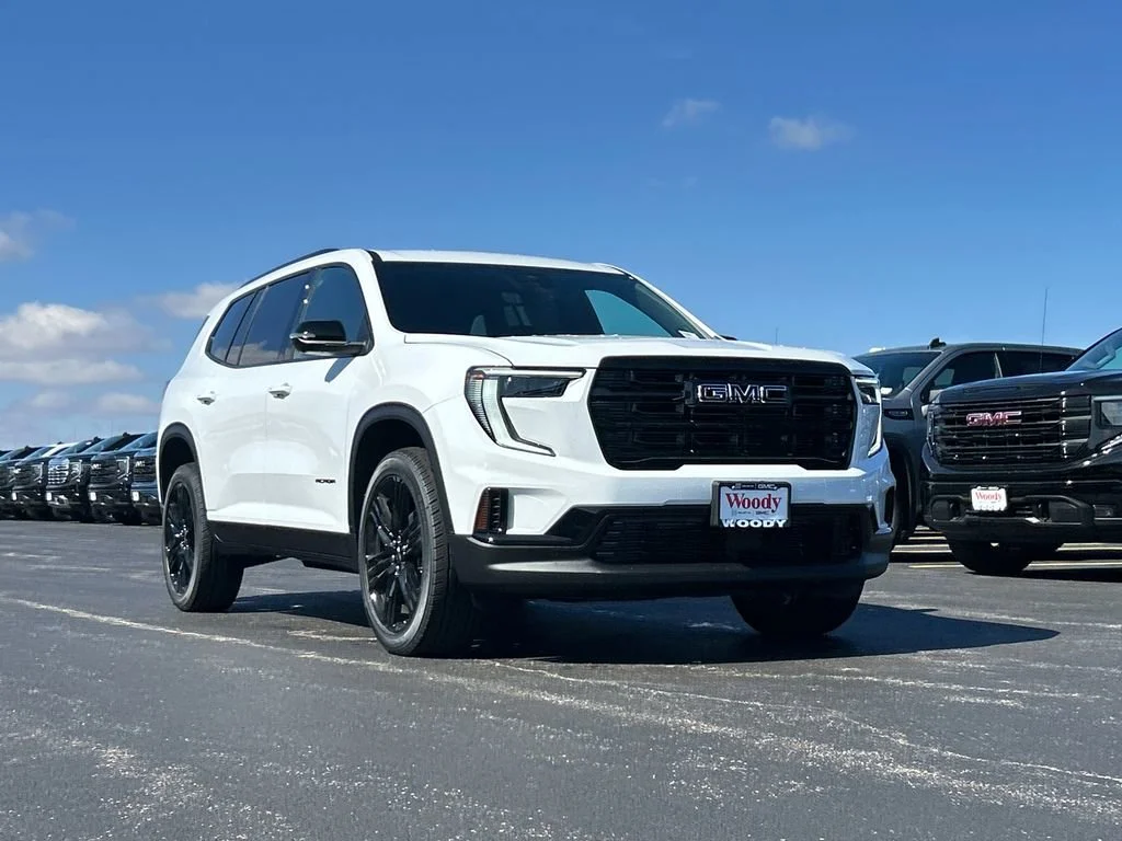 2026 GMC Acadia Elevation - Photo 2