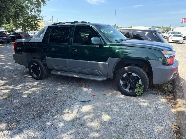 2002 Chevrolet Avalanche 1500 Base