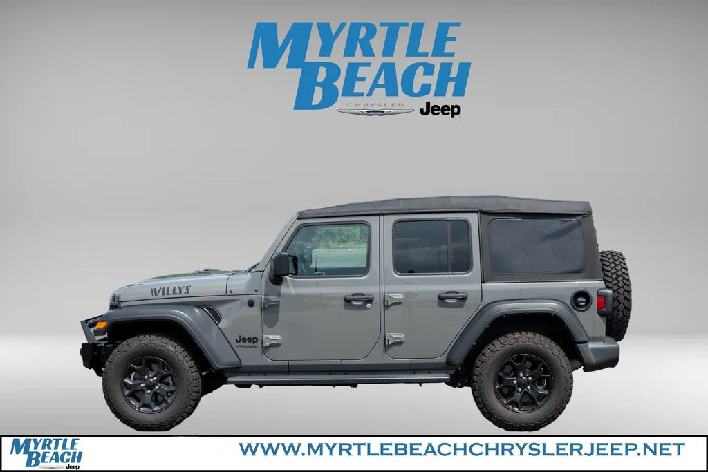 Certified Used 2022 Gray Clearcoat Jeep Unlimited Willys image 3