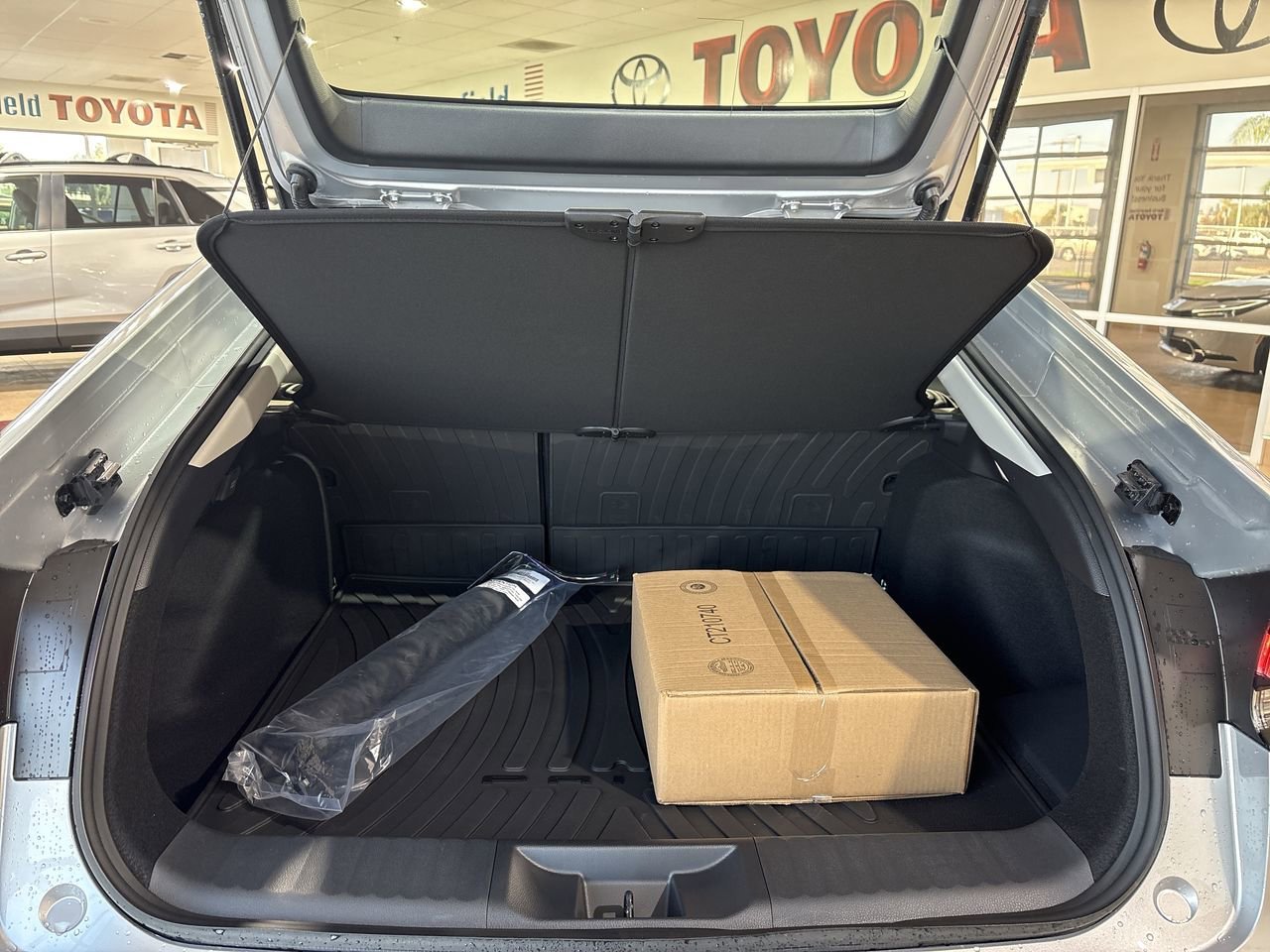 2026 Toyota Prius Plug-in Hybrid XSE - Photo 25