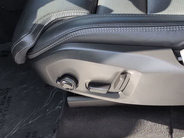 Used 2023 Gray Volvo Ultimate image 17