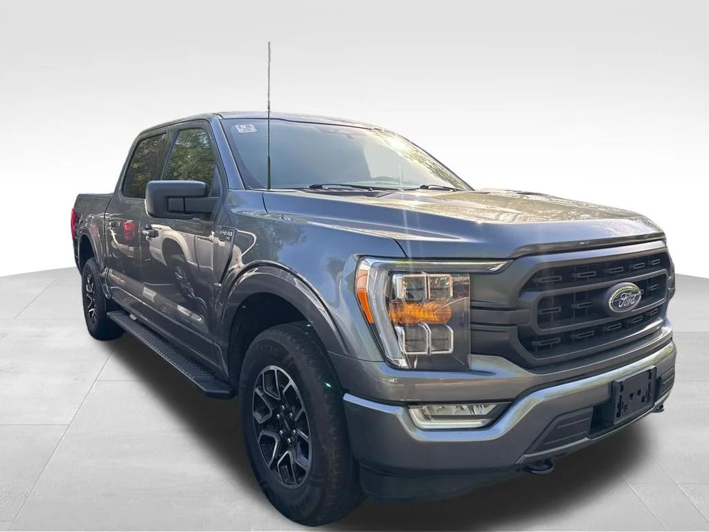 Used 2022 Gray Ford XLT image 8