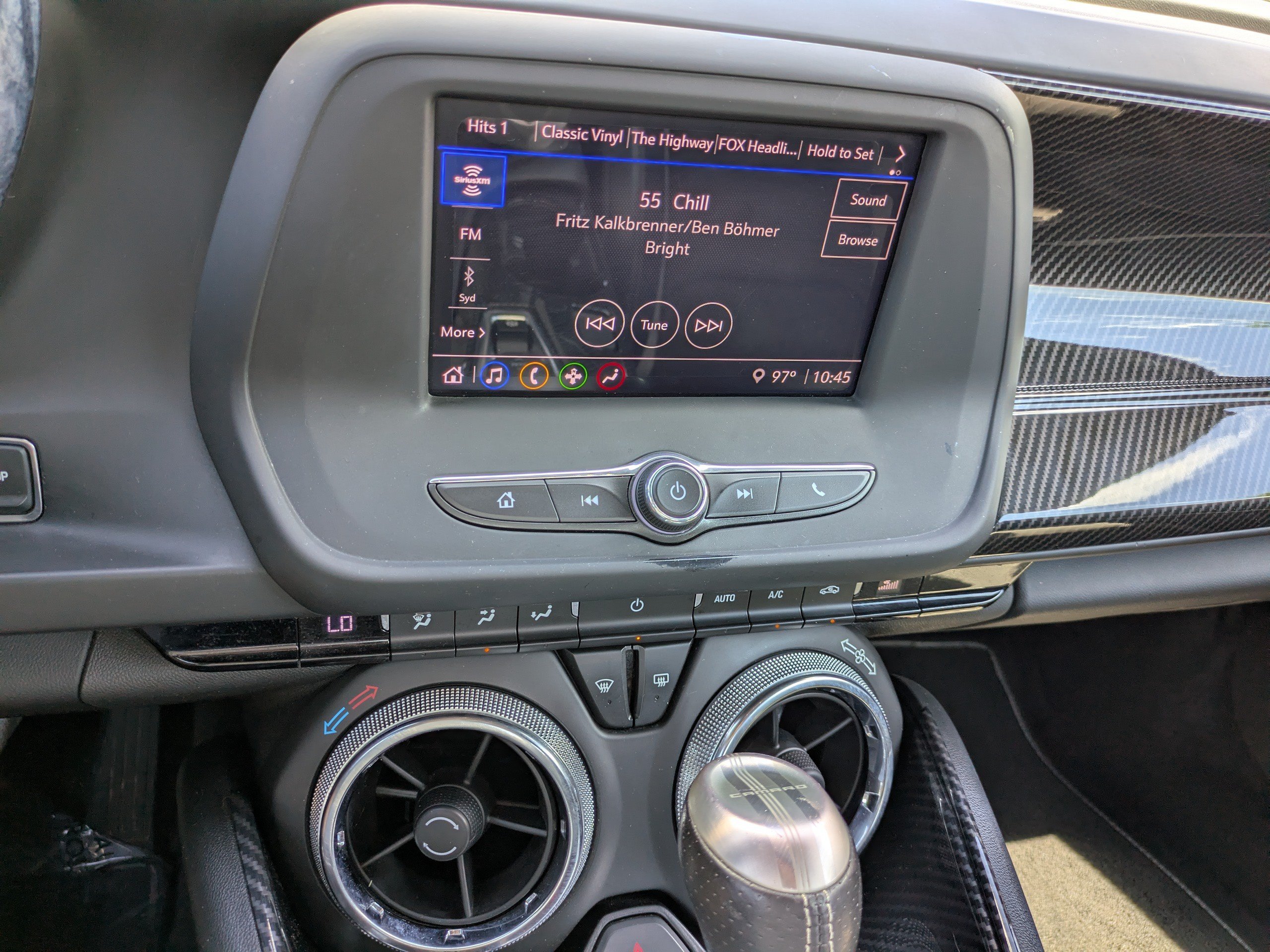 2021 Chevrolet Camaro LT1 - Photo 18