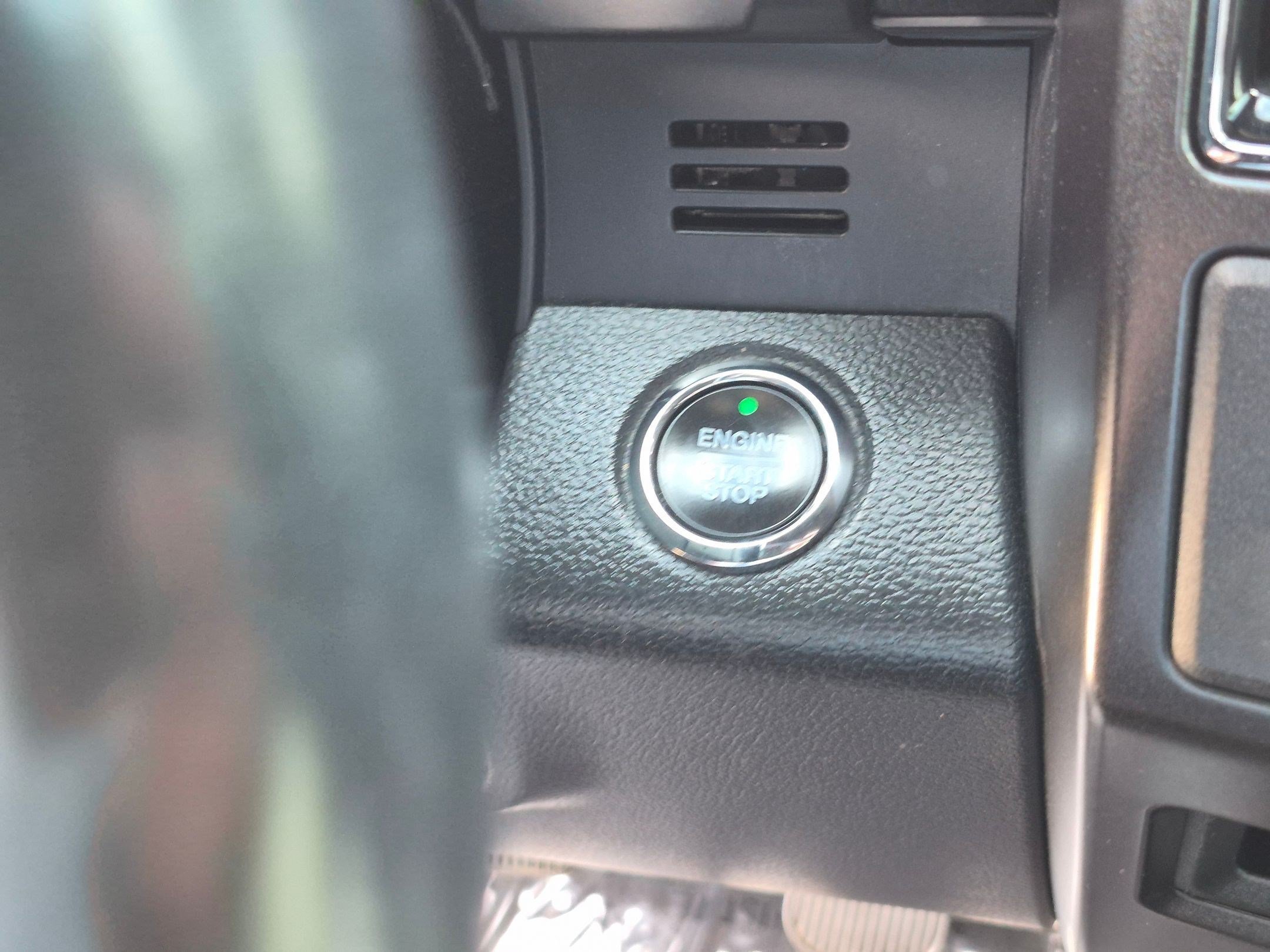 Used 2019 White Ford Limited image 19