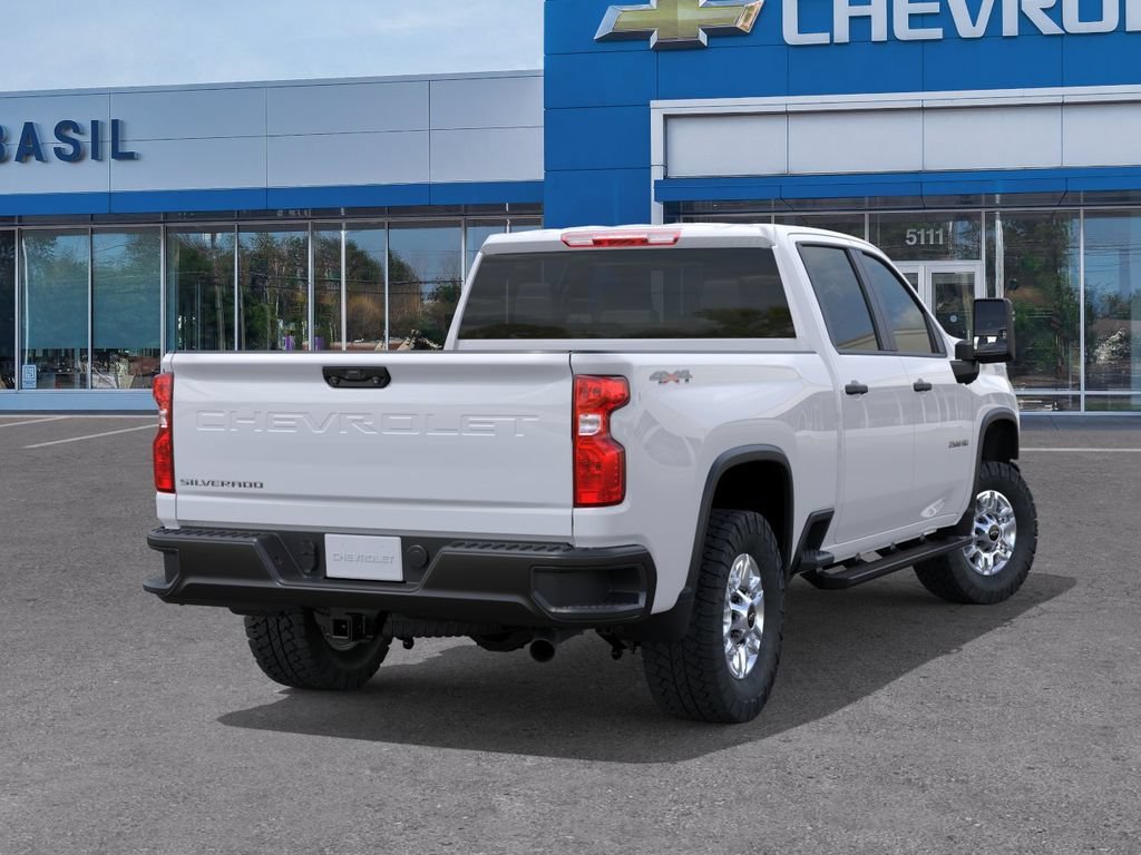 New 2026 Summit White Chevrolet WT image 4
