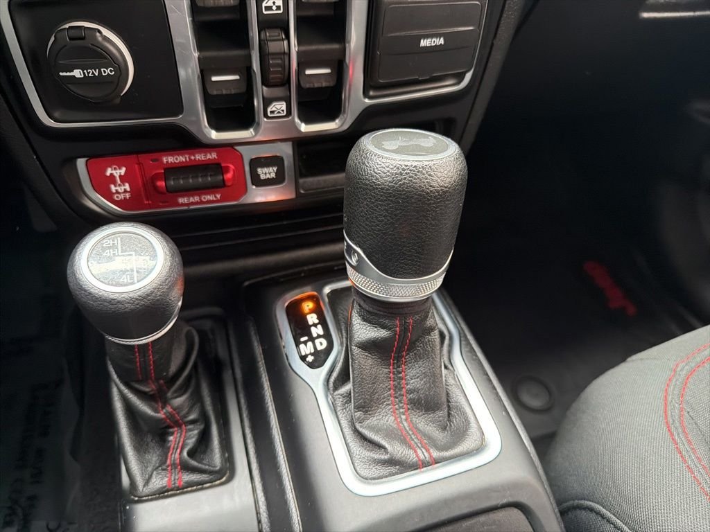 Used 2020 Black Clearcoat Jeep Unlimited Rubicon image 32