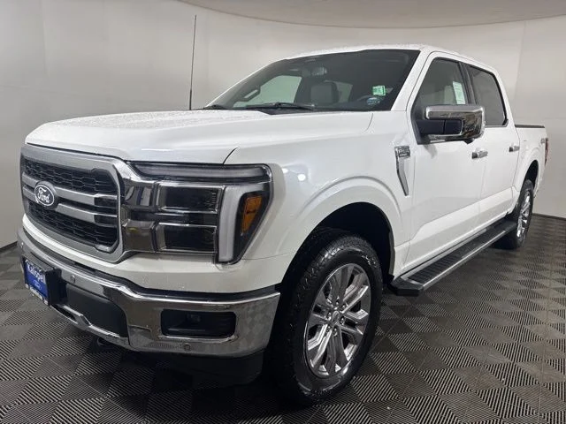 New 2026 Star White Metallic Tri-Coat Ford Lariat image 8