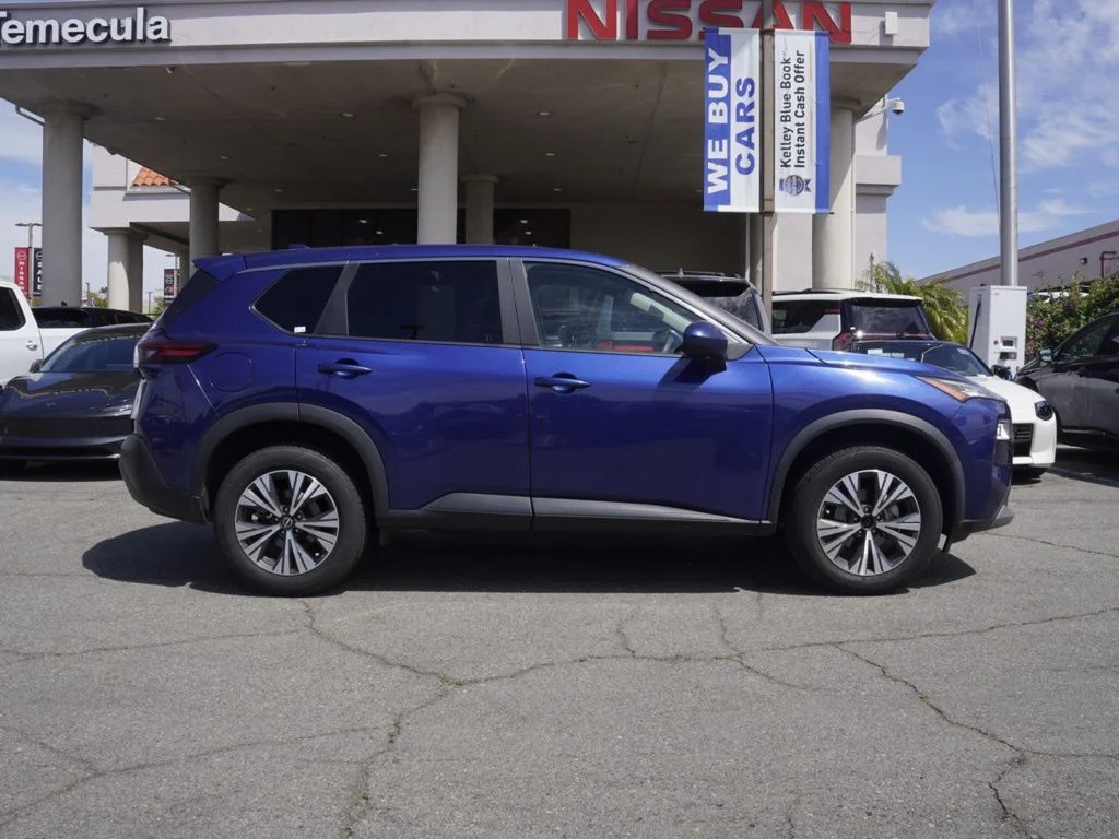 Used 2023 Blue Nissan SV image 2