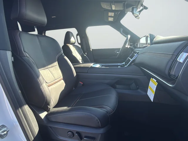 New 2026 Aspen White TriCoat Nissan SL image 11