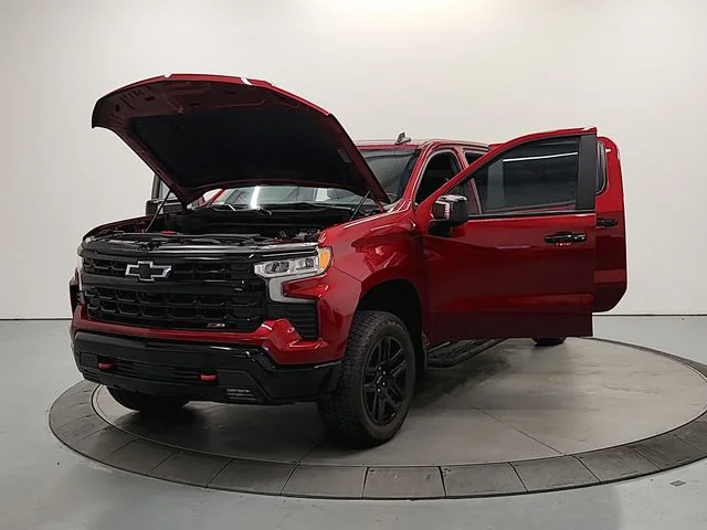 Used 2025 Red Chevrolet LT Trail Boss image 11