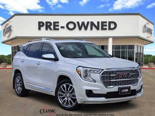2024 GMC Terrain Denali AWD's photo