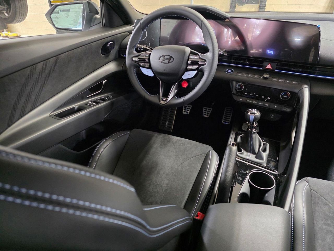 New 2026 Atlas White Hyundai Sedan image 19