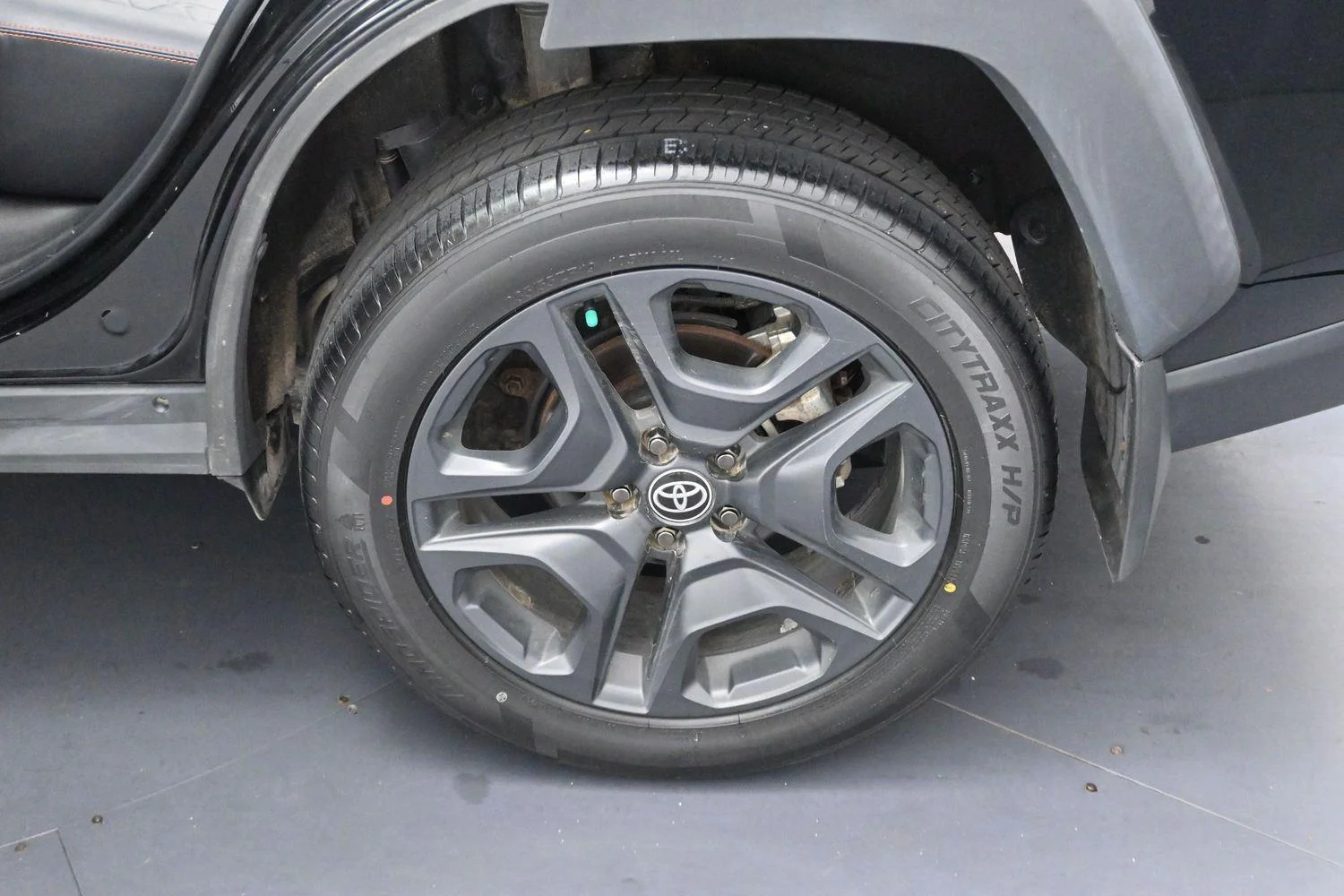 Used 2022 Midnight Black Metallic Toyota Adventure image 32