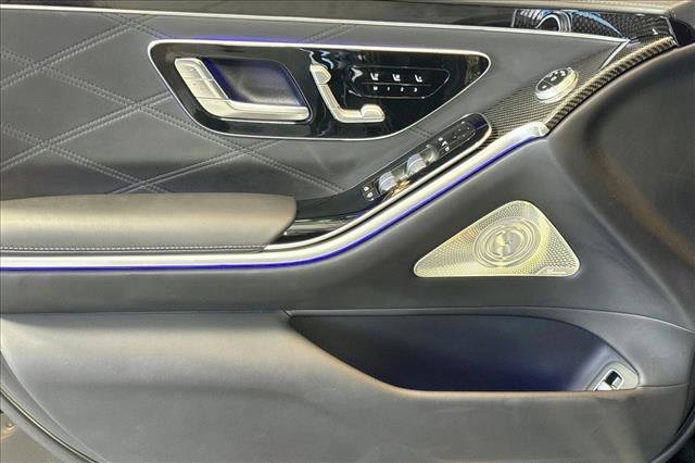New 2026 Obsidian Black Metallic Mercedes-Benz AMG® S 63 E image 46