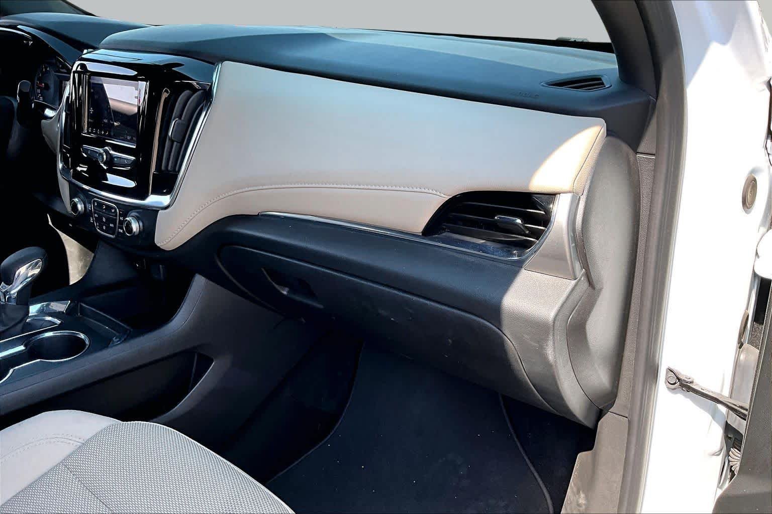 Used 2023 Summit White Chevrolet LS image 19