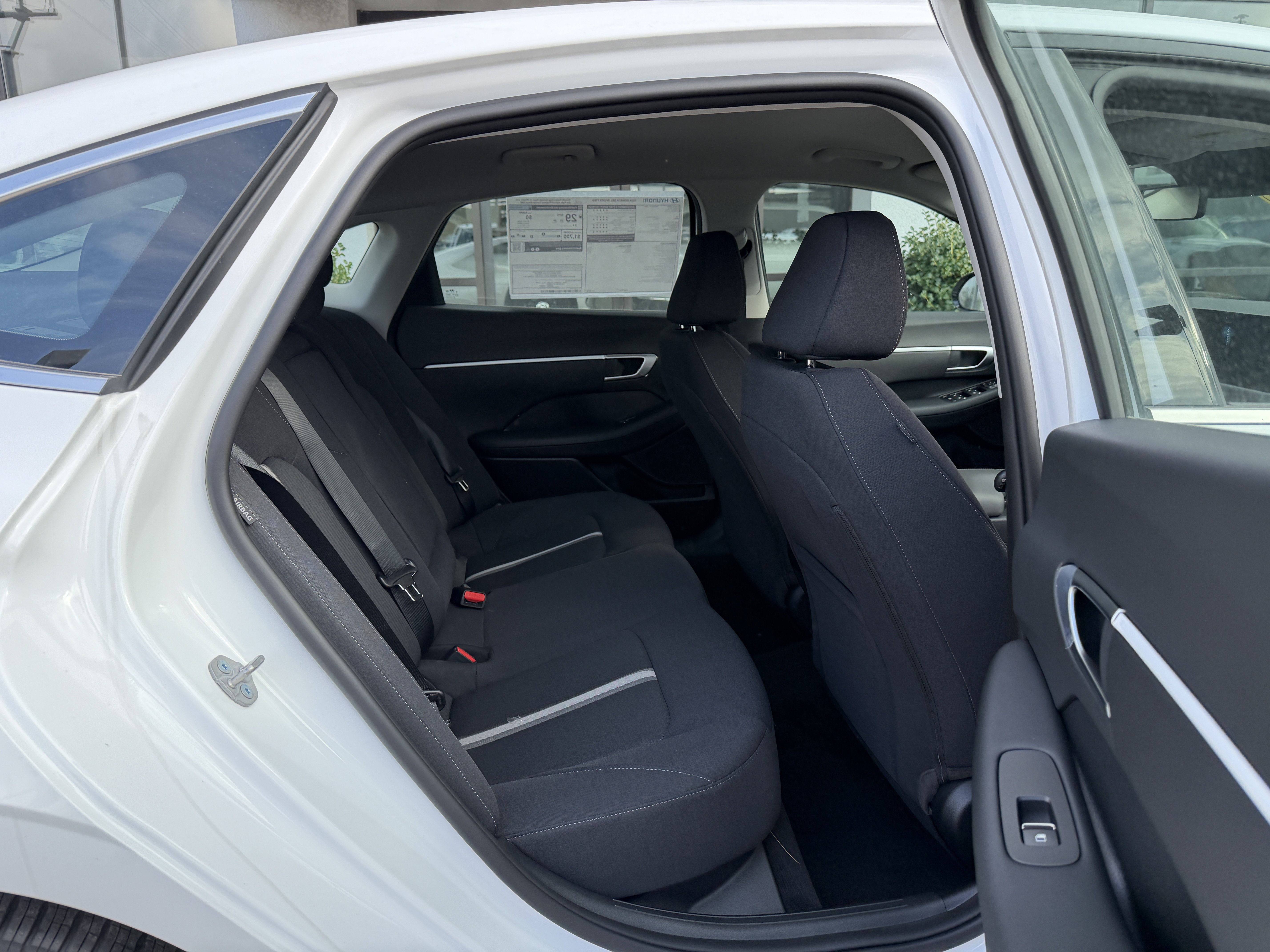 Used 2026 White Hyundai SEL Sport image 19
