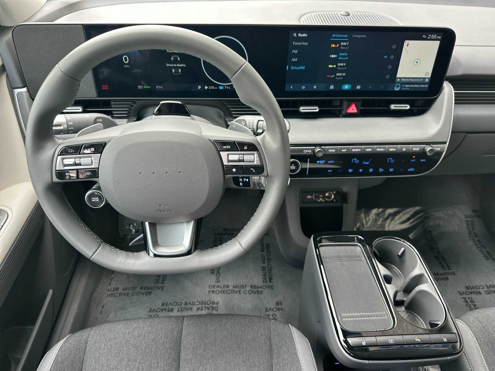 Used 2025 Teal Hyundai SE 4D Sport Utility image 17