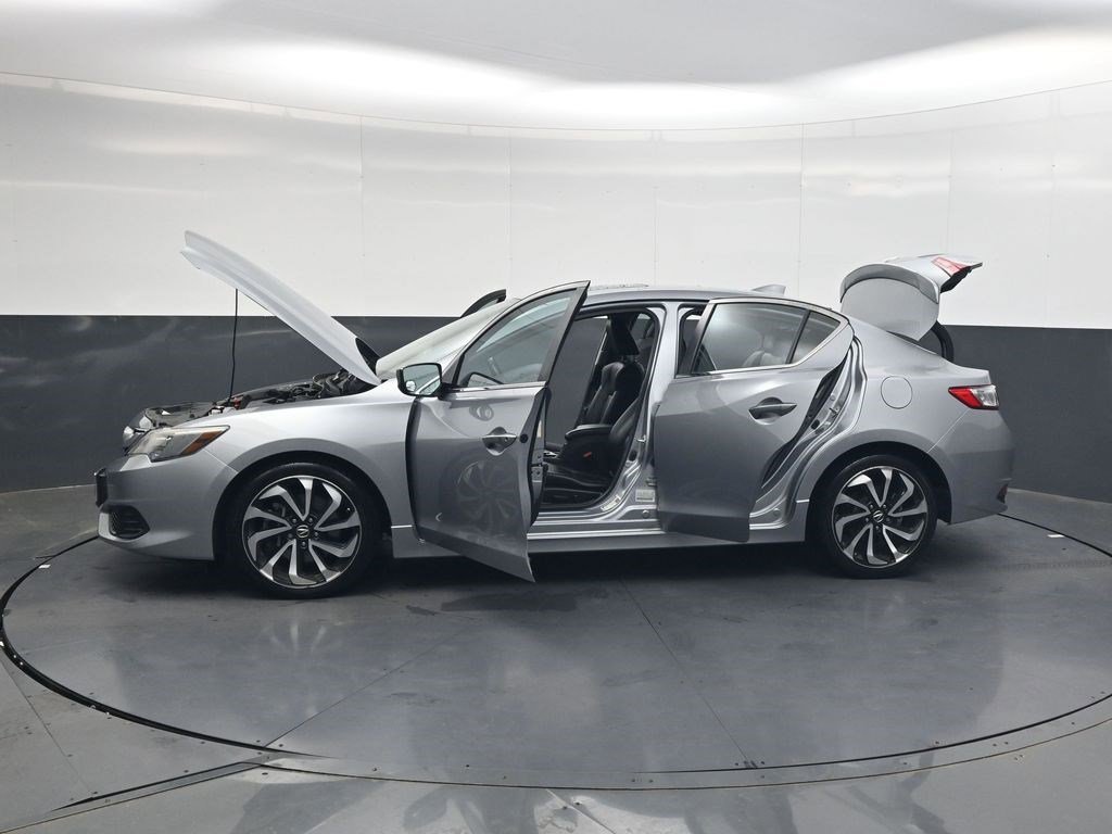 Used 2018 Silver Metallic Acura Special Edition image 32