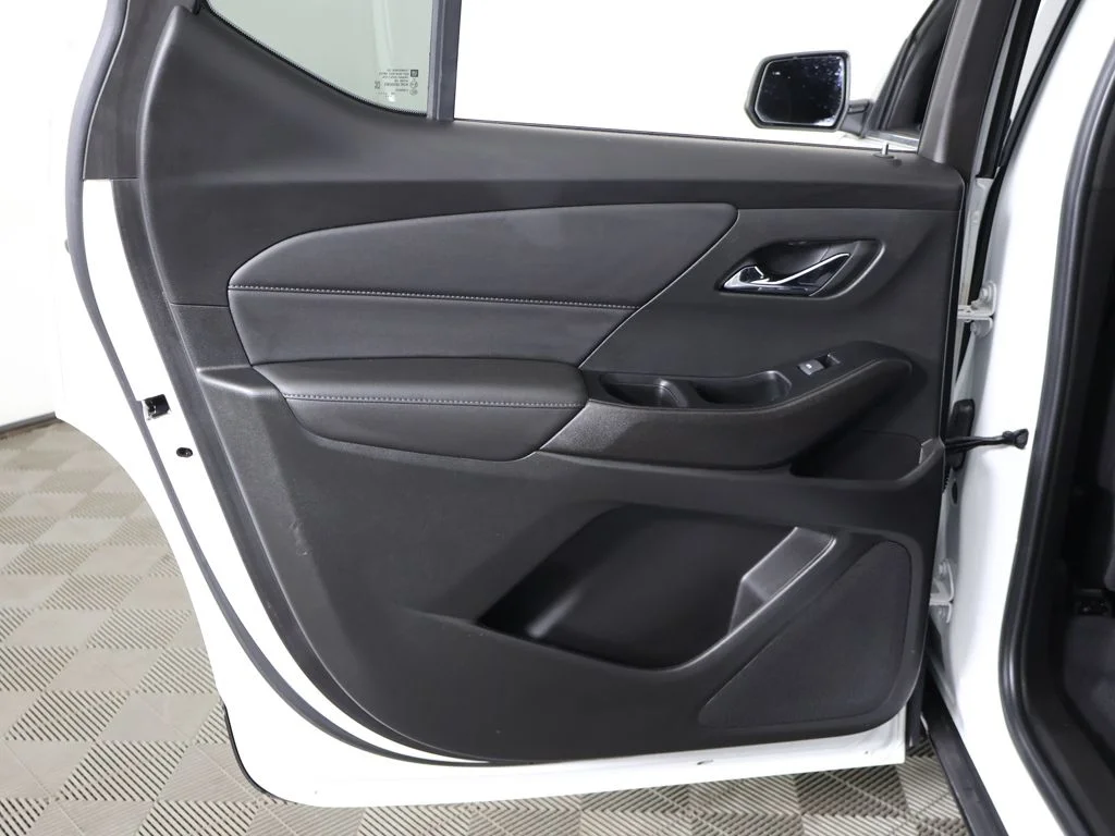 Used 2023 Summit White Chevrolet LT image 25
