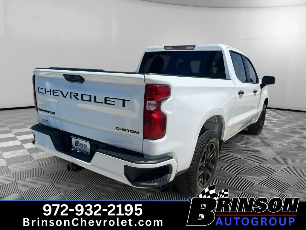 New 2026 Summit White Chevrolet Custom image 8