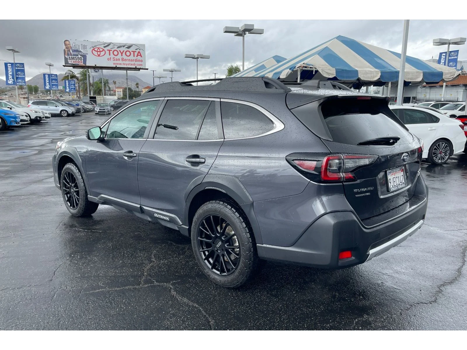 Used 2024 MAGNETITE GRAY ME Subaru Limited XT image 3