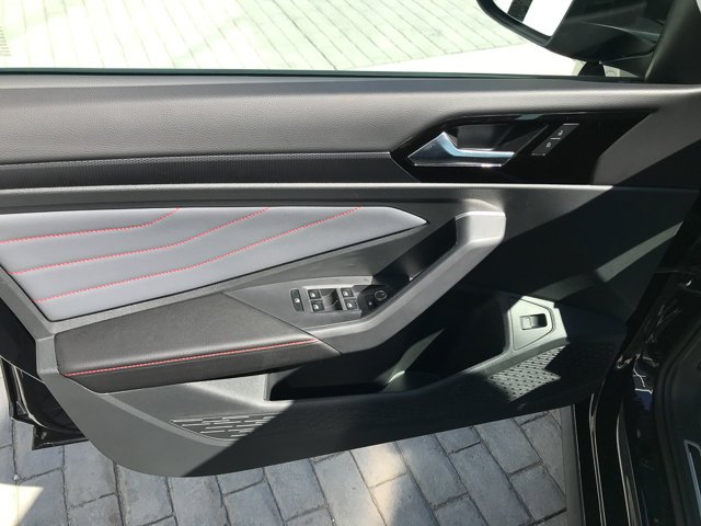 New 2026 Deep Black Pearl Volkswagen Autobahn image 13