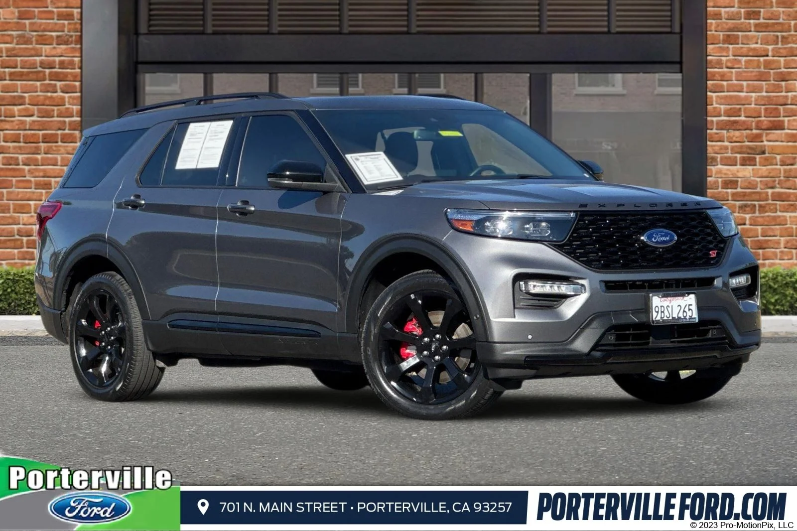 2022 Ford Explorer ST 4WD's photo