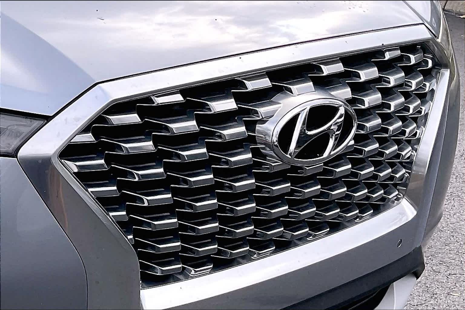 Used 2020 Lagoon Silver Hyundai SEL image 32