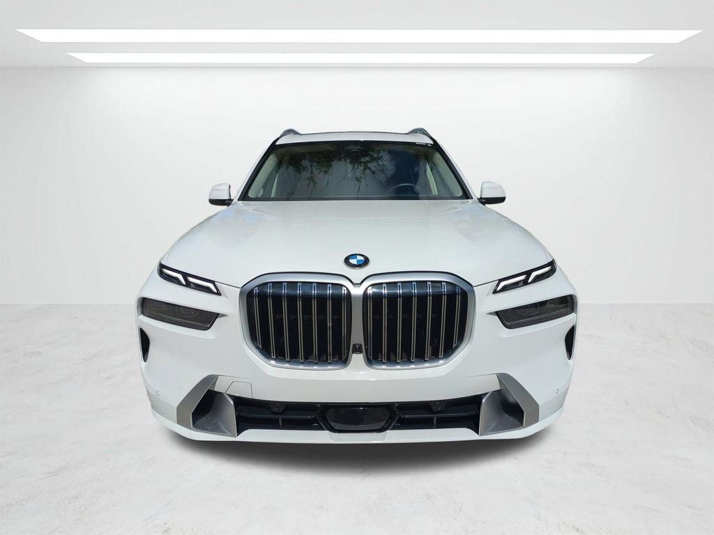New 2026 Alpine White BMW xDrive40i image 9