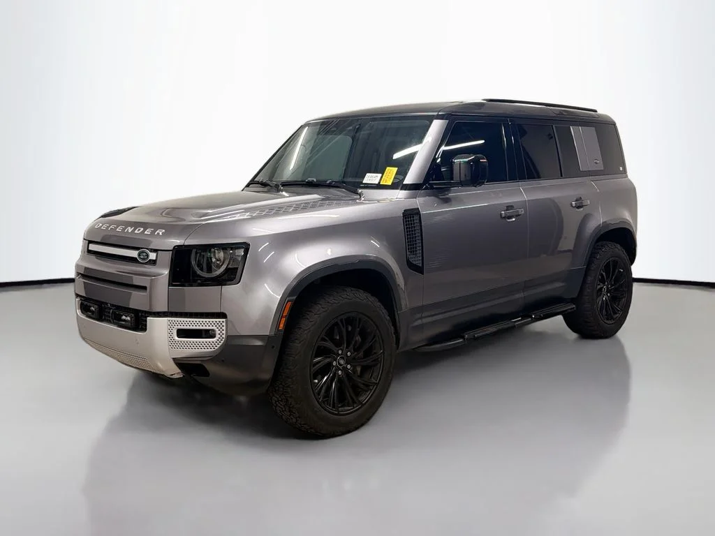 Used 2021 Eiger Grey Metallic Land Rover SE image 1