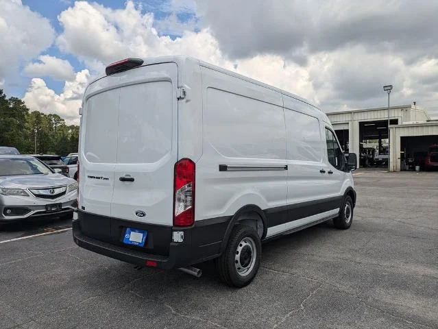 New 2026 Oxford White Ford Base image 32