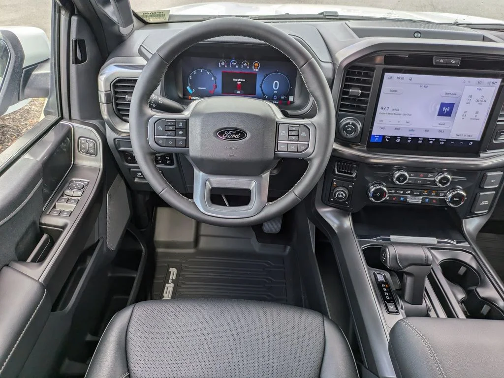 New 2026 Oxford White Ford Lariat image 16