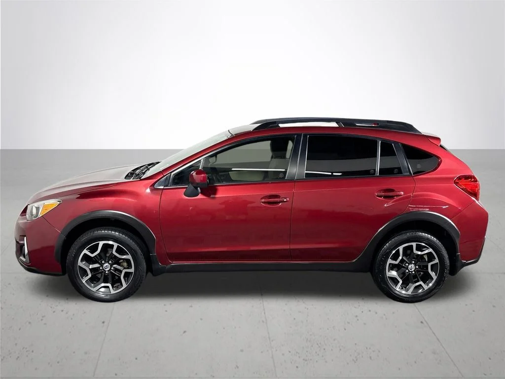 Used 2017 Red Subaru 2.0i Premium image 9