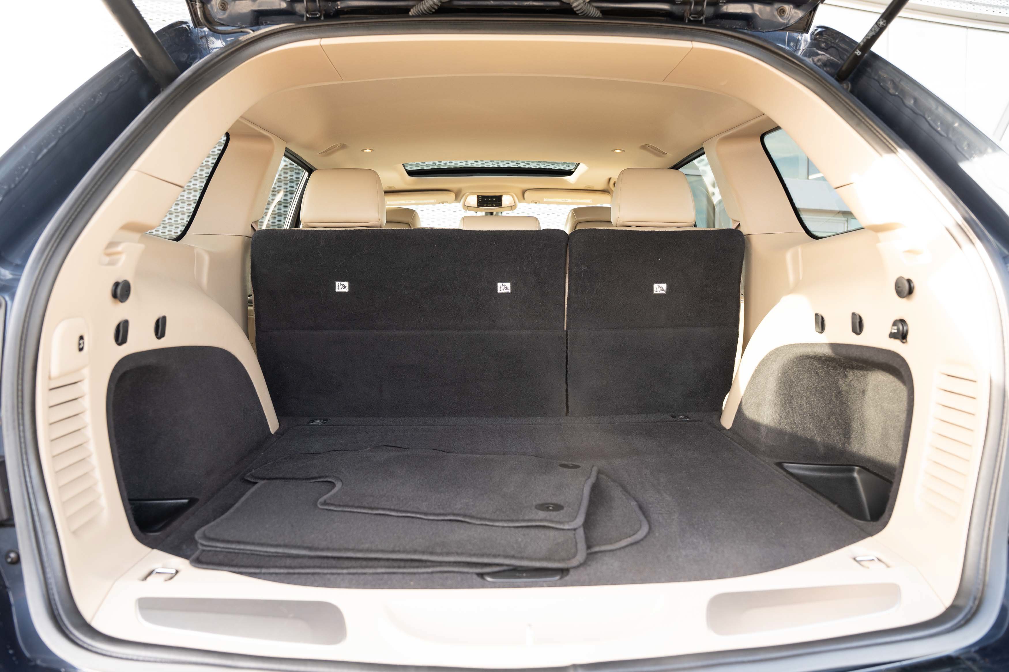 Used 2019 Slate Blue Pearlcoat Jeep Limited image 24
