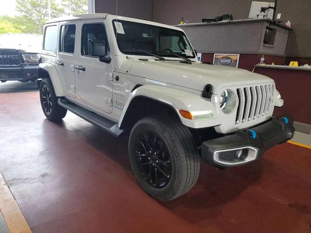 Used 2023 White Jeep Sahara 4xe image 3