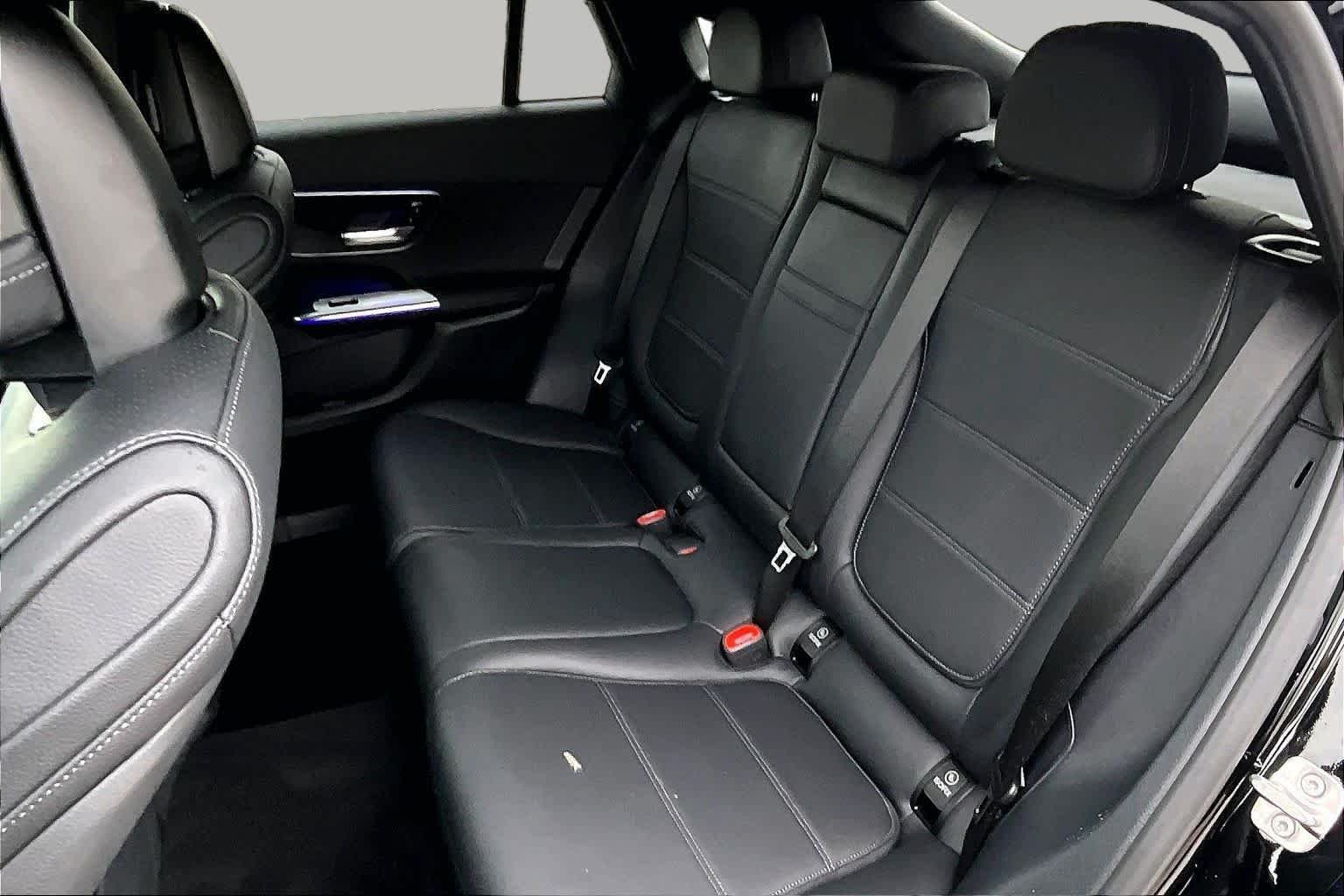 Used 2026 Black Mercedes-Benz GLC 300 image 20