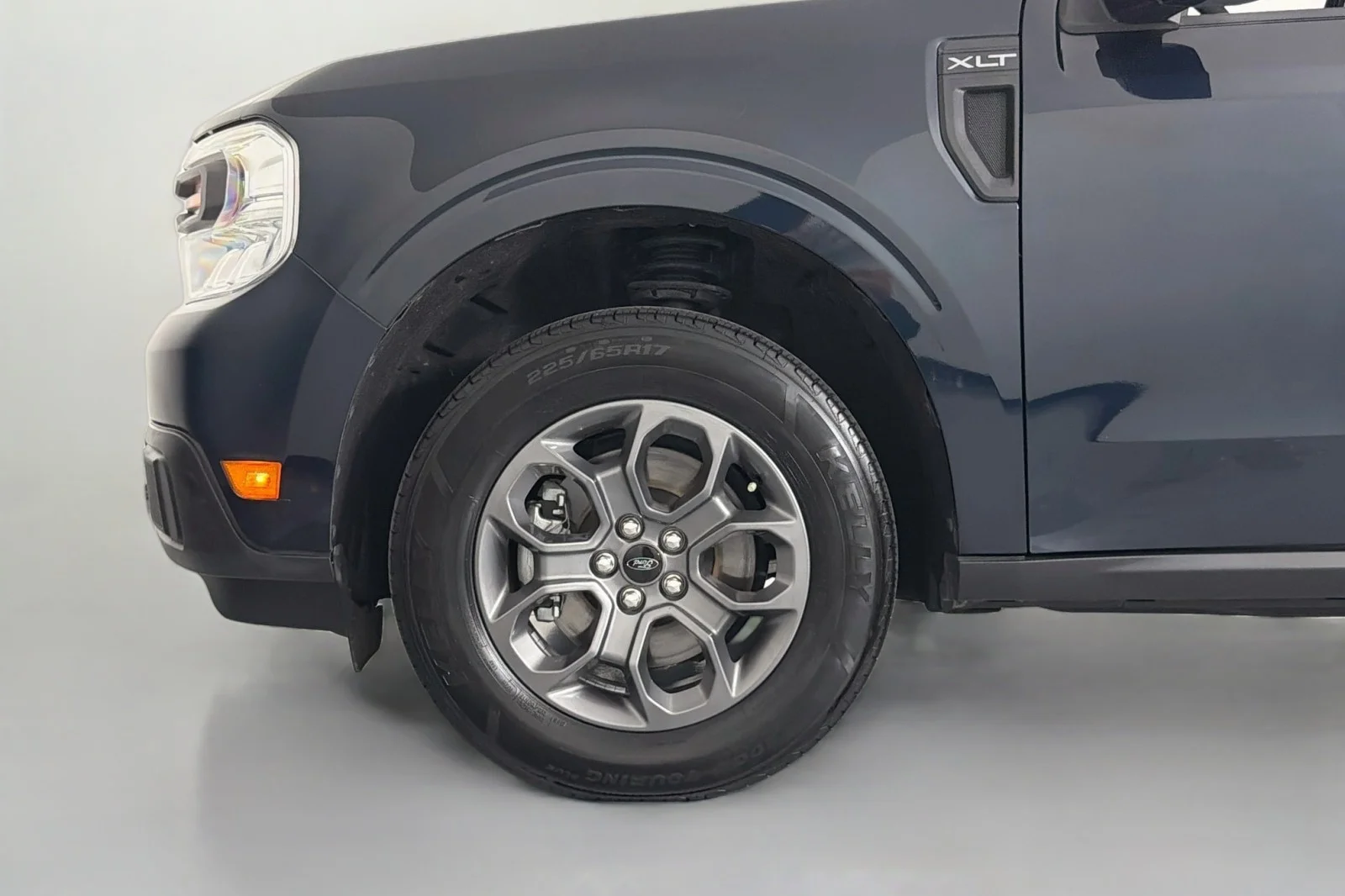Used 2023 ALTO BLUE METALLIC Ford XLT image 9