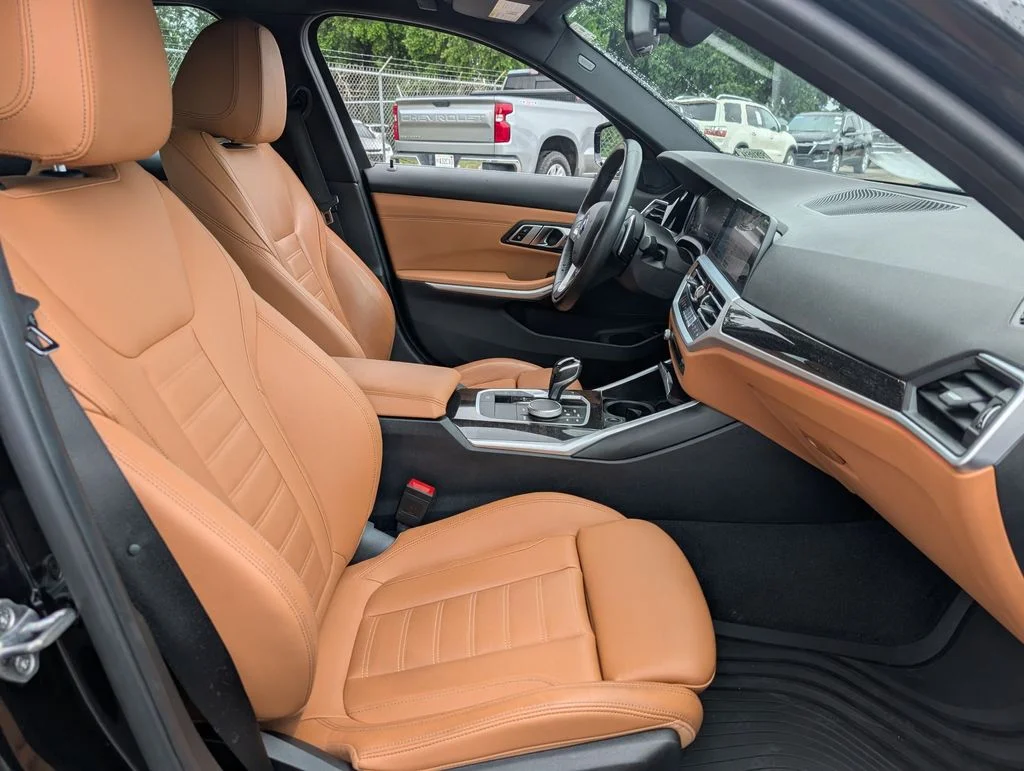 Used 2020 Black BMW 330i xDrive image 24