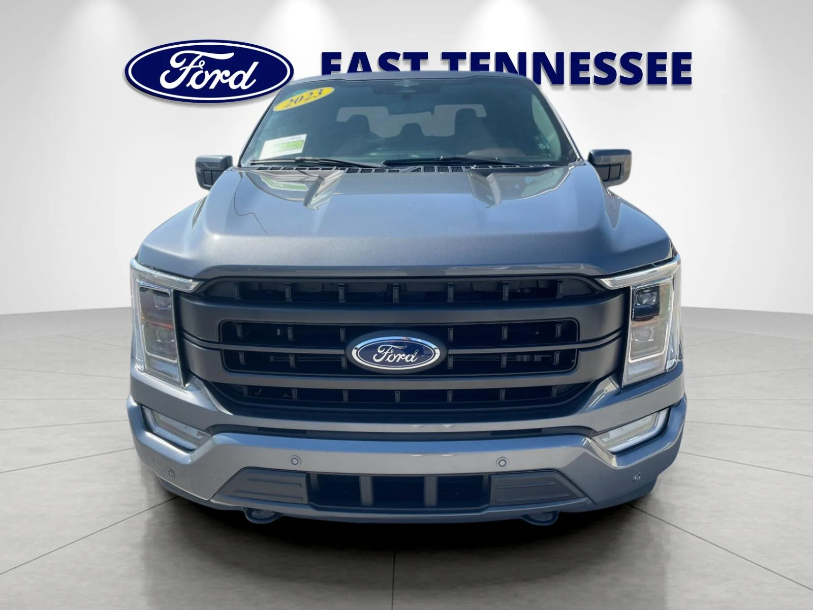 Used 2023 Gray Ford Lariat image 9