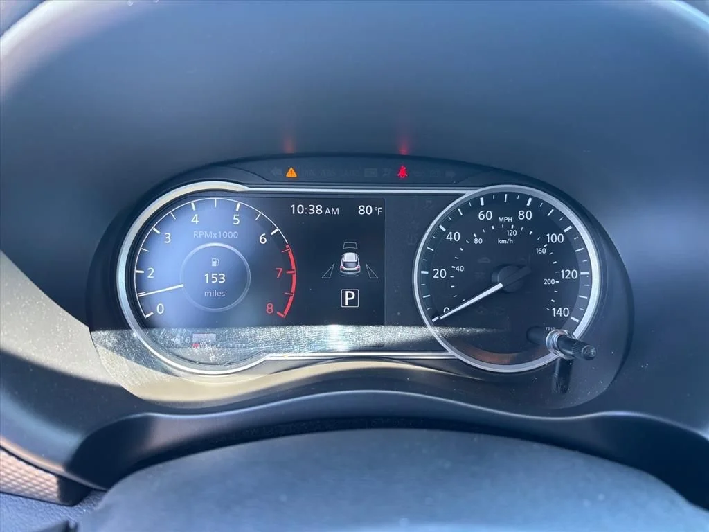 Used 2019 Blue Nissan SV image 7