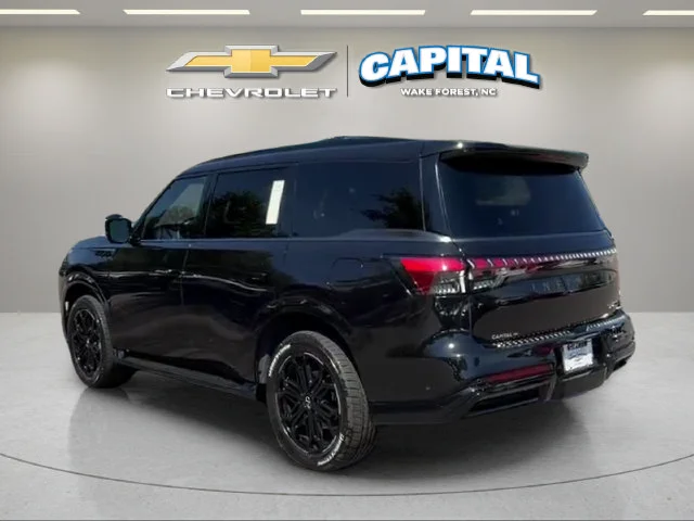 Used 2027 Black INFINITI SPORT image 4