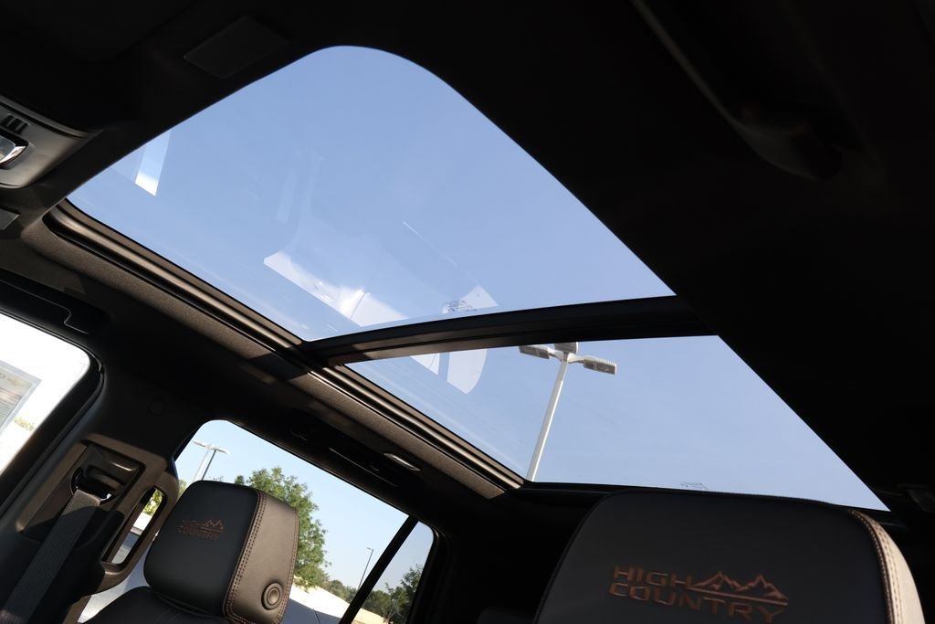 2026 Chevrolet Tahoe High Country - Photo 15