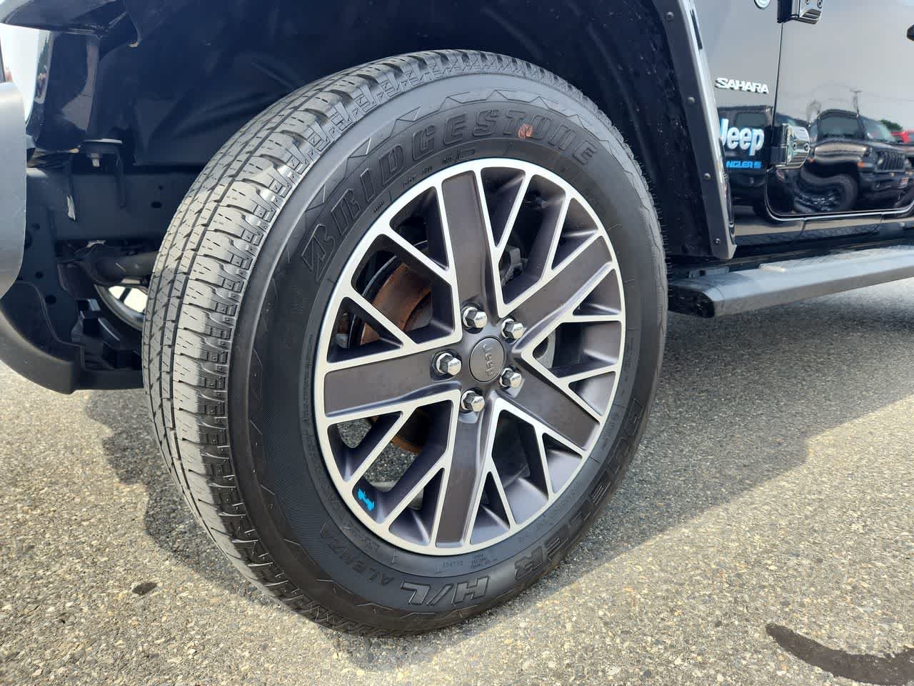 Used 2023 Black Clearcoat Jeep Sahara image 11