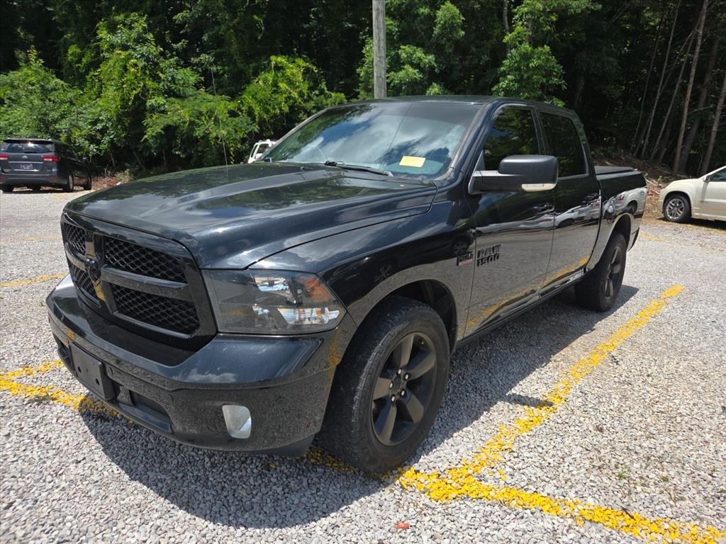 2018 RAM 1500 Big Horn 4x4 Crew Cab 5'7's photo