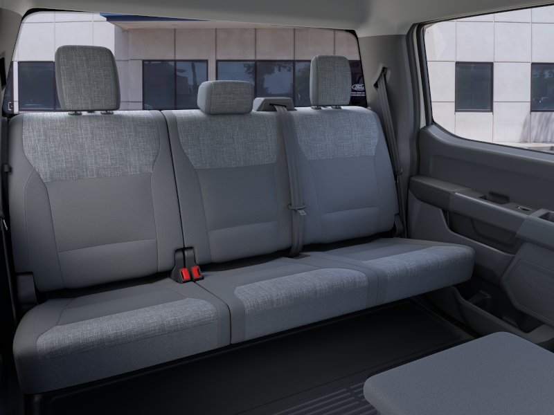 New 2026 Oxford White Ford F-250® XLT image 11