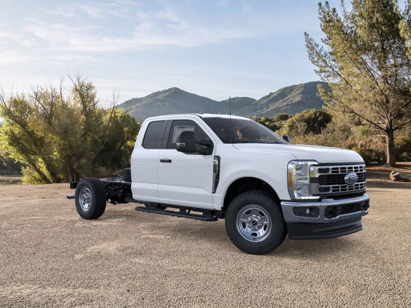New 2026 Oxford White Ford F-350® XL image 29