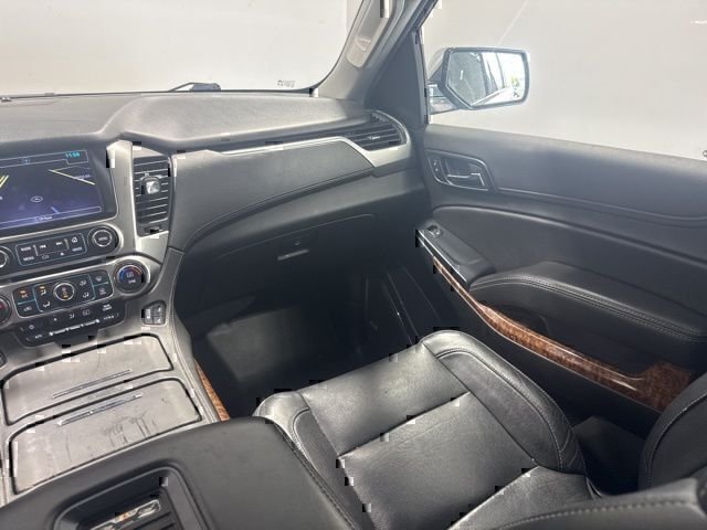 Used 2020 Silver Chevrolet Premier image 21
