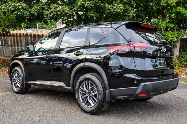 2025 Nissan Rogue S photo 4