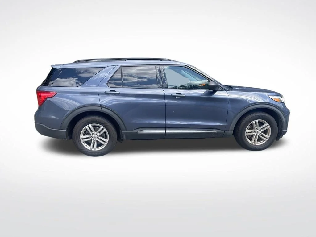 Used 2021 Blue Ford XLT image 5