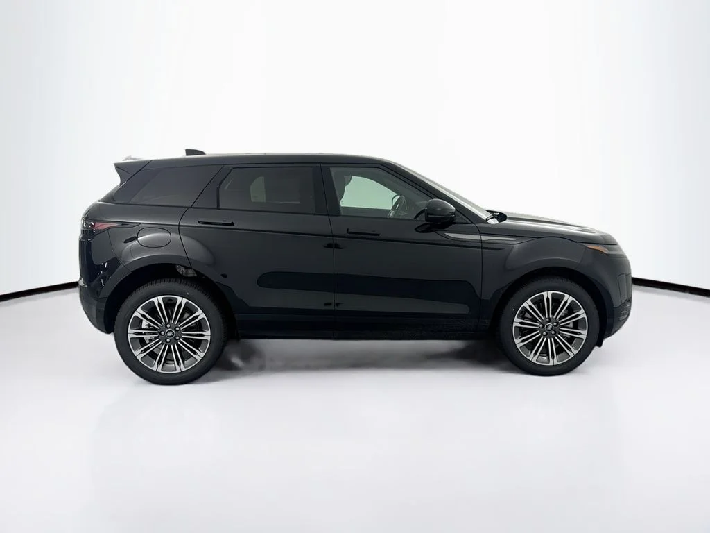 New 2026 Santorini Black Land Rover Core S image 4